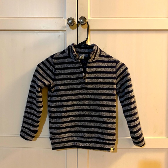 Boys Gap Zip up Sweater Size 5 - Picture 2 of 6